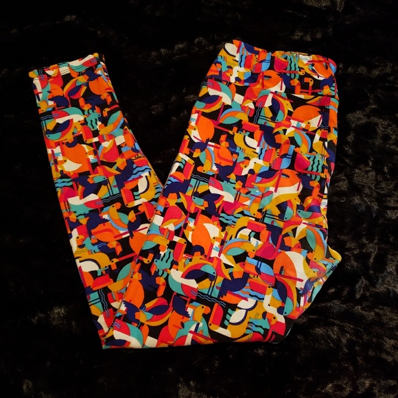 Lularoe TC leggings - Picture 1 of 3